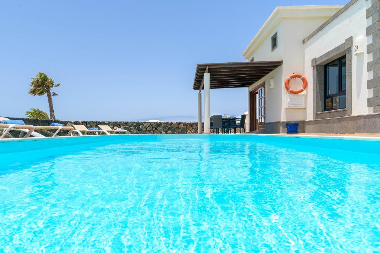 Villa Esterlicia Playa Blanca  Eksteriør billede