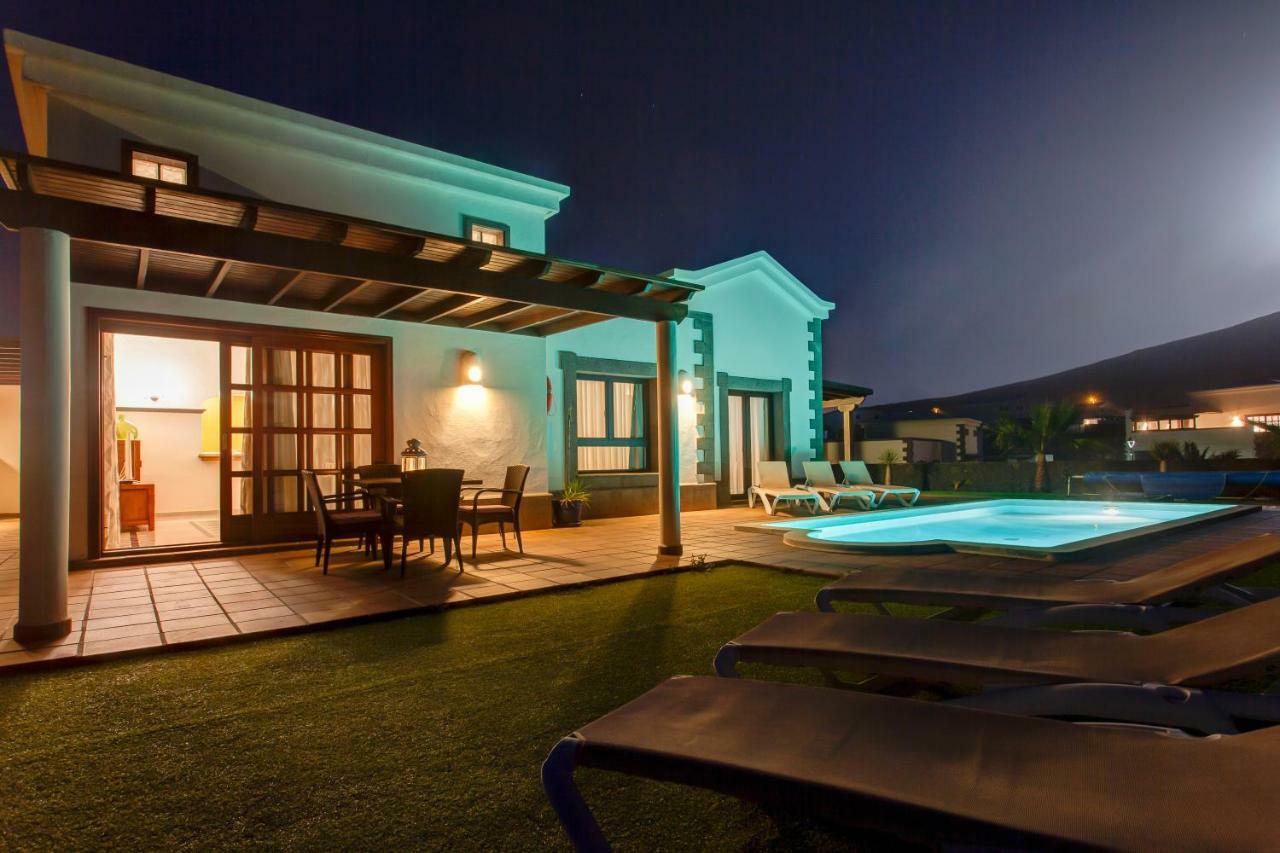 Villa Esterlicia Playa Blanca  Eksteriør billede
